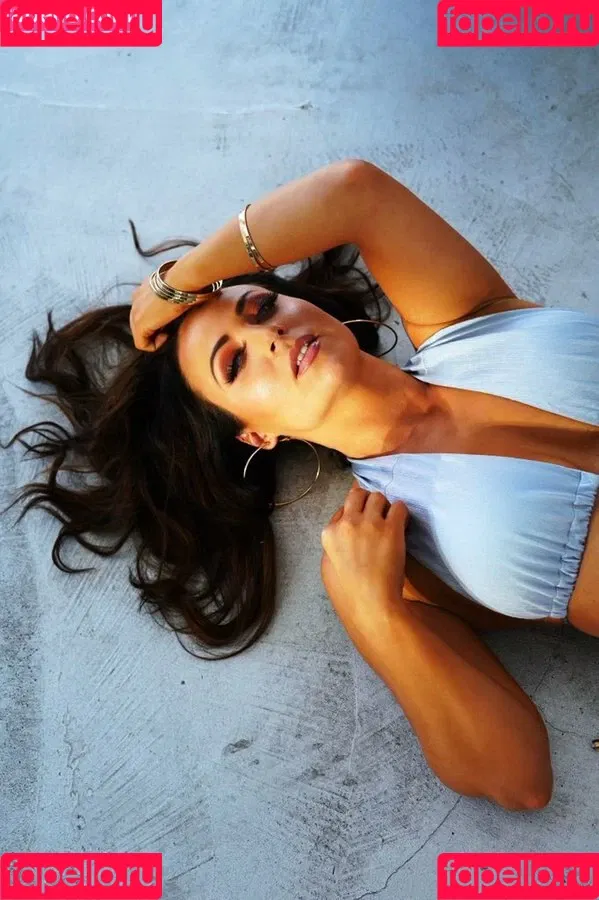 Tenille Dashwood Onlyfans Photo Gallery 