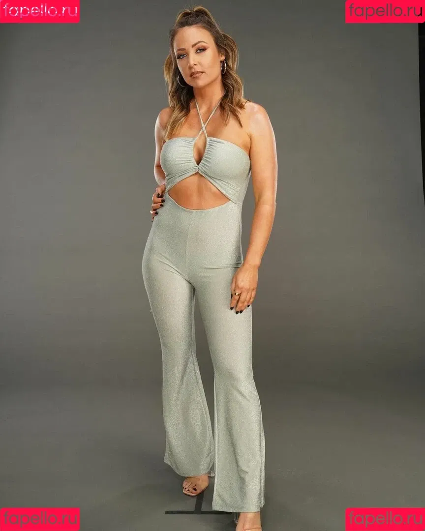 Tenille Dashwood Onlyfans Photo Gallery 