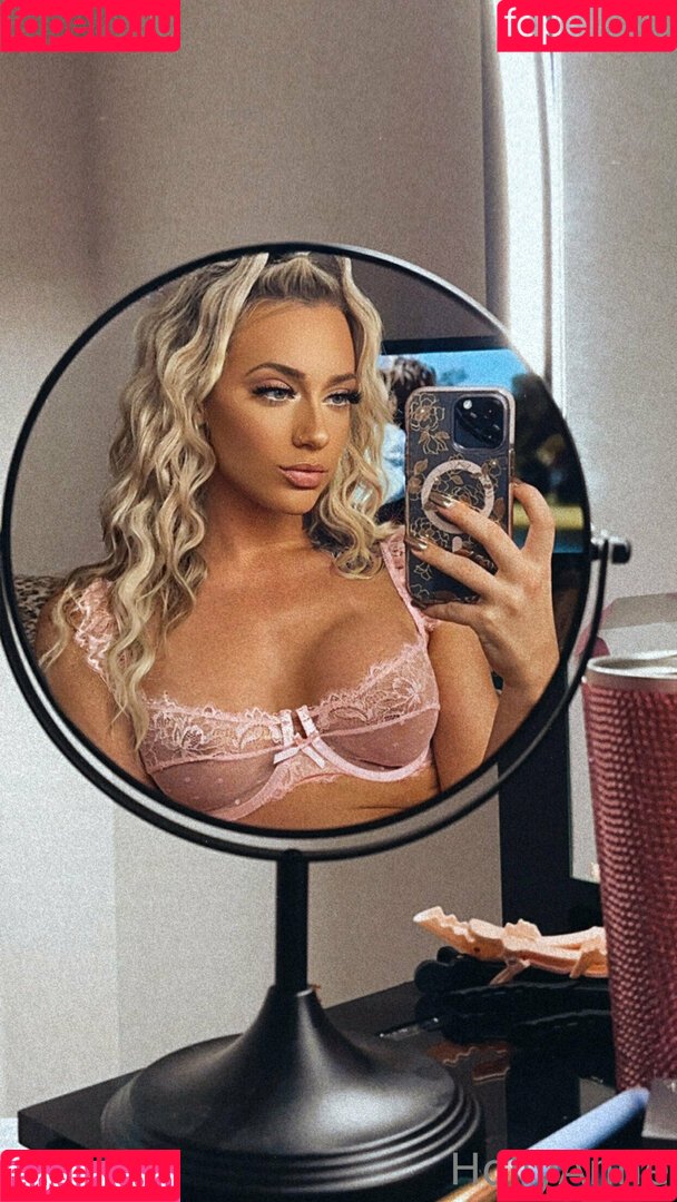 holly38anne Onlyfans Photo Gallery 