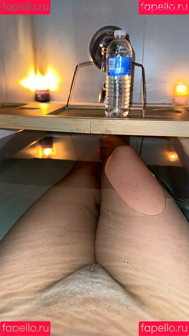 holly38anne Onlyfans Photo Gallery 