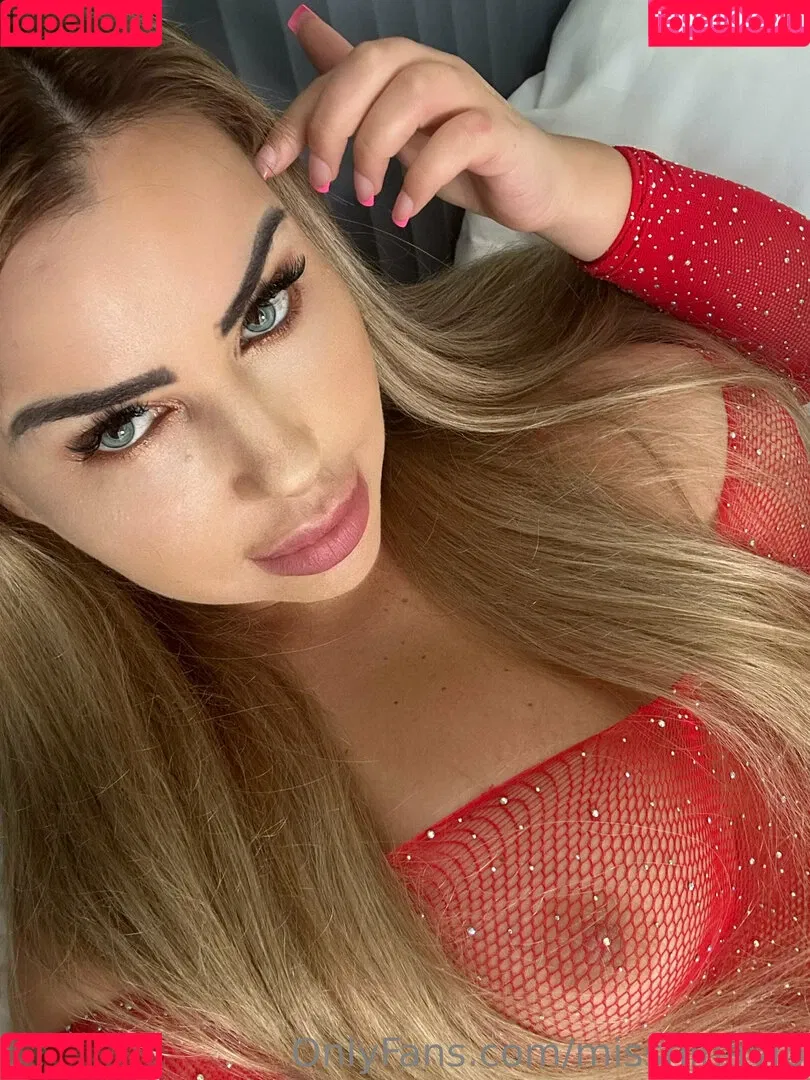 missninavip Onlyfans Photo Gallery 