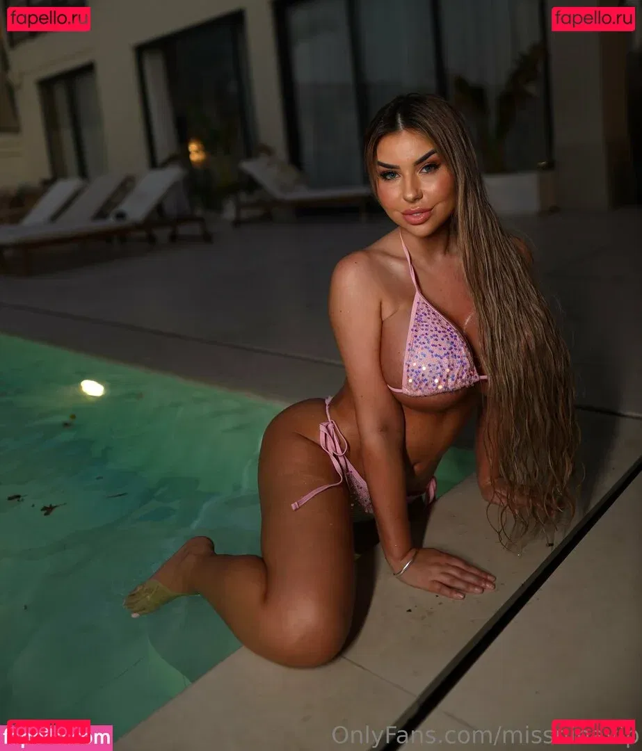 missninavip Onlyfans Photo Gallery 