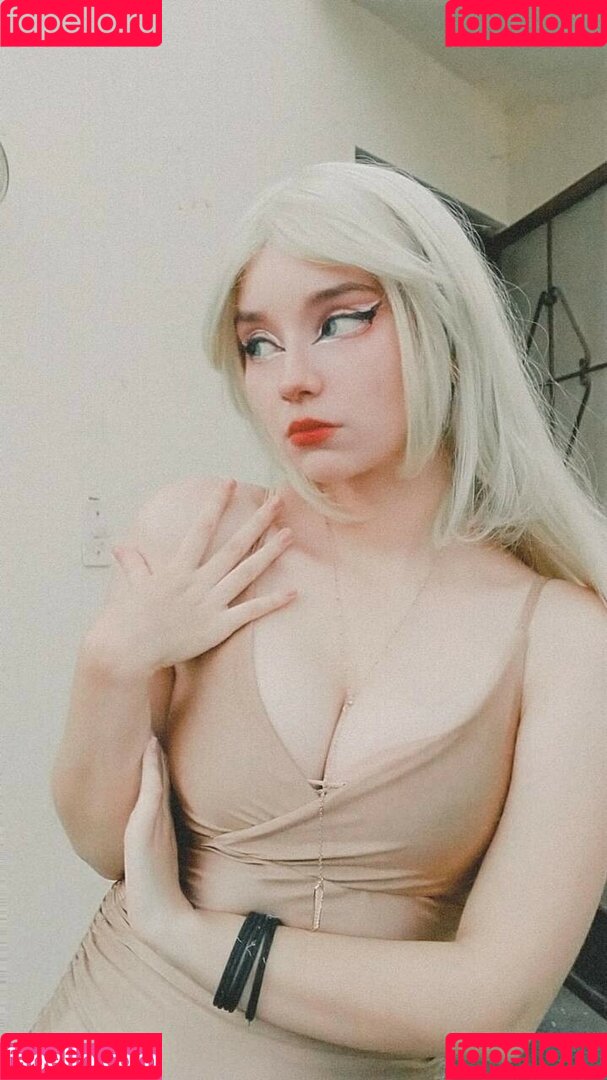 Aiko Love U Onlyfans Photo Gallery 