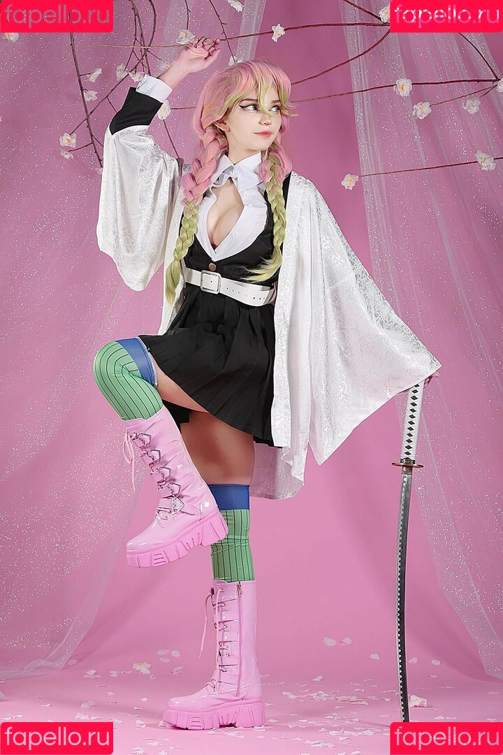 Aiko Love U Onlyfans Photo Gallery 