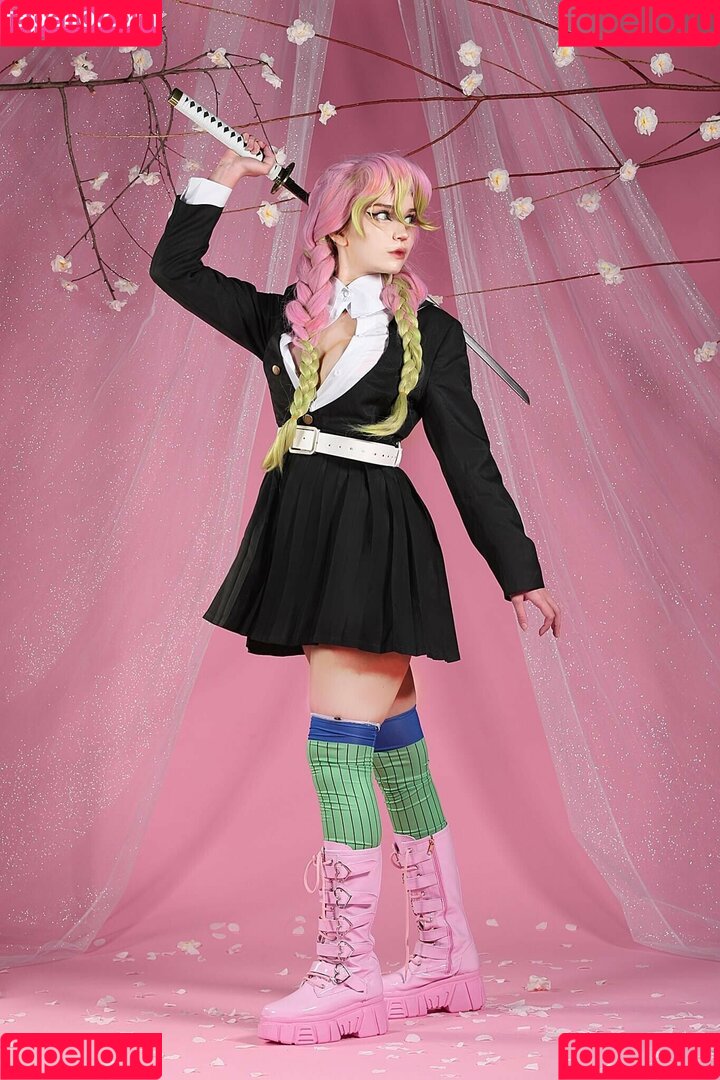 Aiko Love U Onlyfans Photo Gallery 