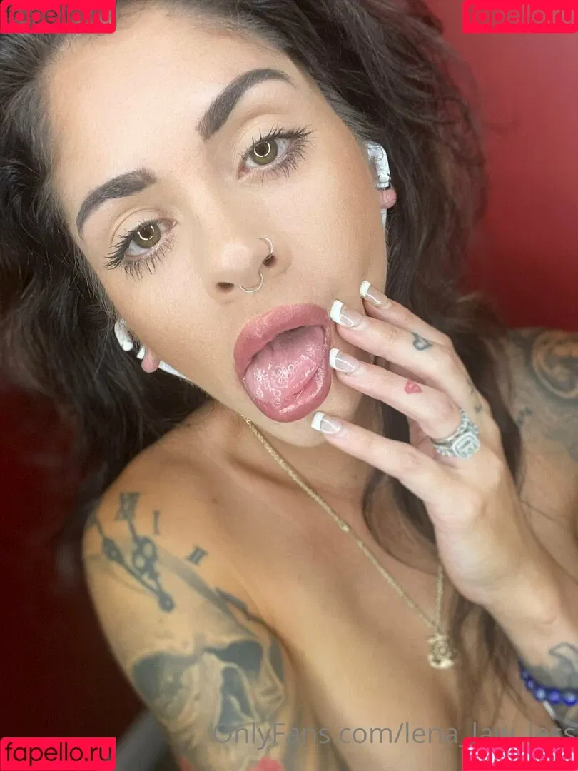 lena_law_less Onlyfans Photo Gallery 