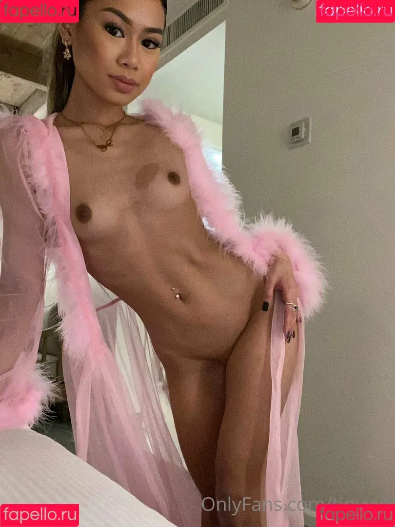 tinyyyk Onlyfans Photo Gallery 