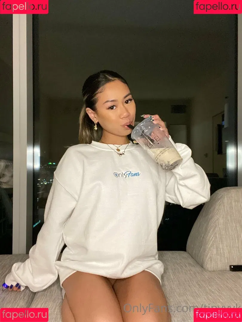 tinyyyk Onlyfans Photo Gallery 
