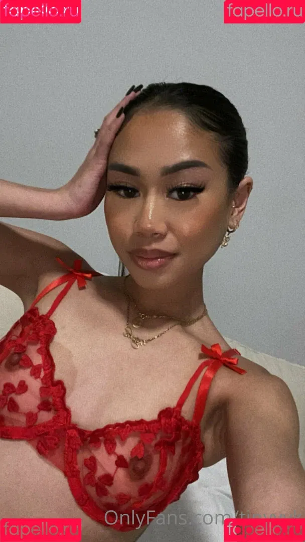 tinyyyk Onlyfans Photo Gallery 