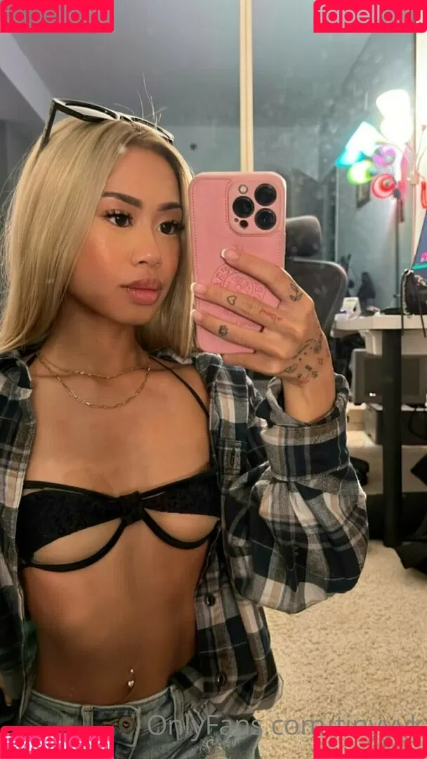 tinyyyk Onlyfans Photo Gallery 