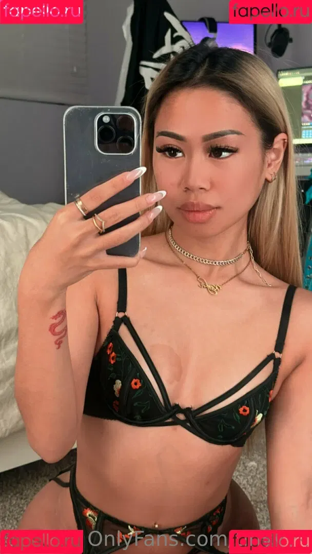 tinyyyk Onlyfans Photo Gallery 