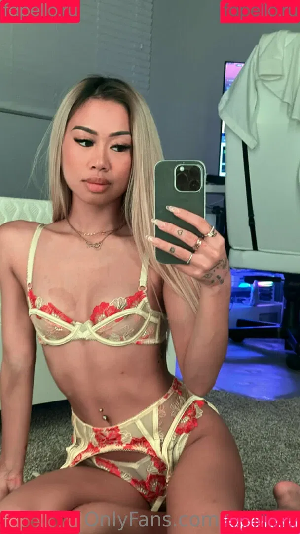 tinyyyk Onlyfans Photo Gallery 