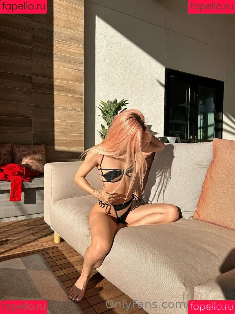 tinyyyk Onlyfans Photo Gallery 