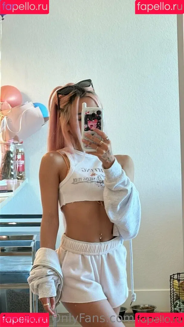 tinyyyk Onlyfans Photo Gallery 