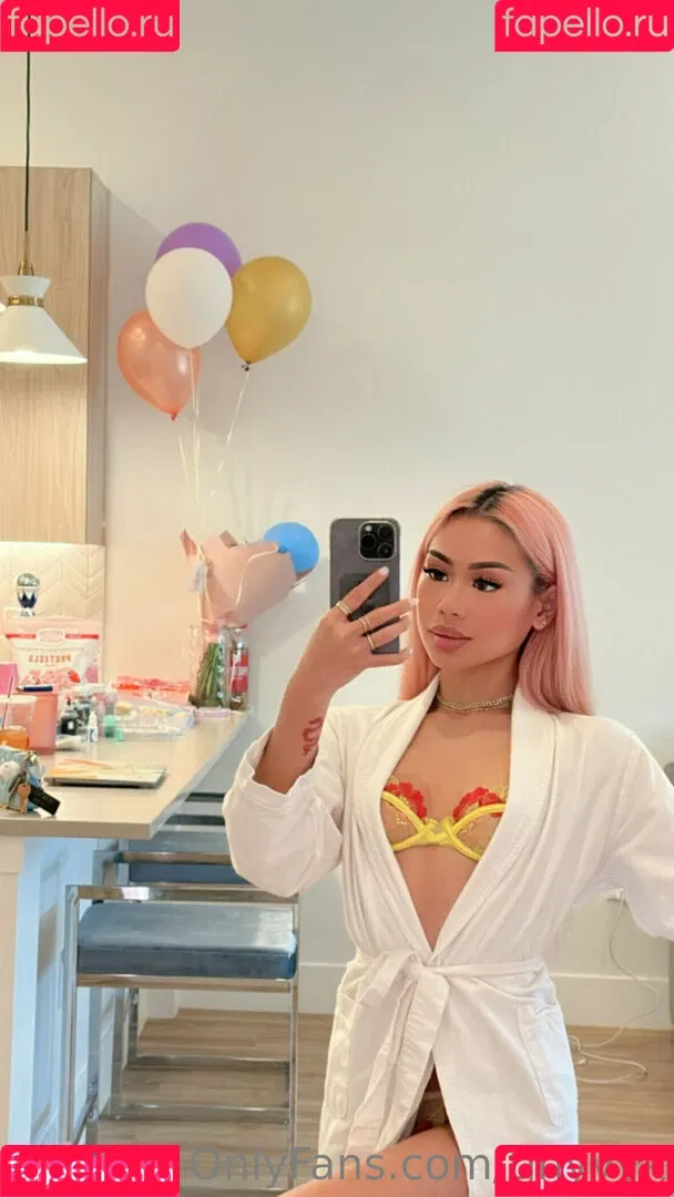 tinyyyk Onlyfans Photo Gallery 