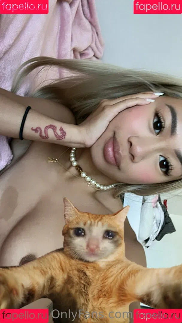 tinyyyk Onlyfans Photo Gallery 
