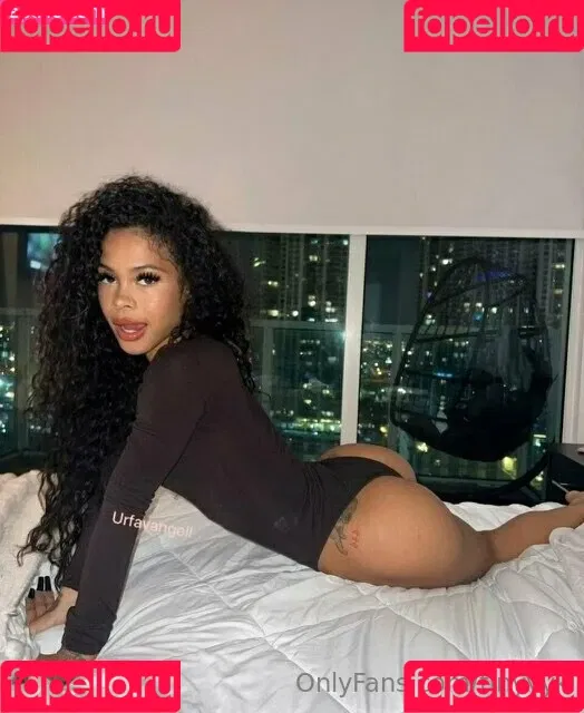 tinyyyk Onlyfans Photo Gallery 