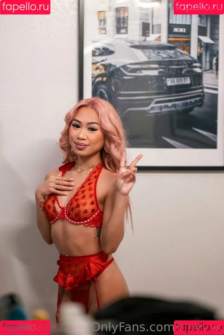 tinyyyk Onlyfans Photo Gallery 