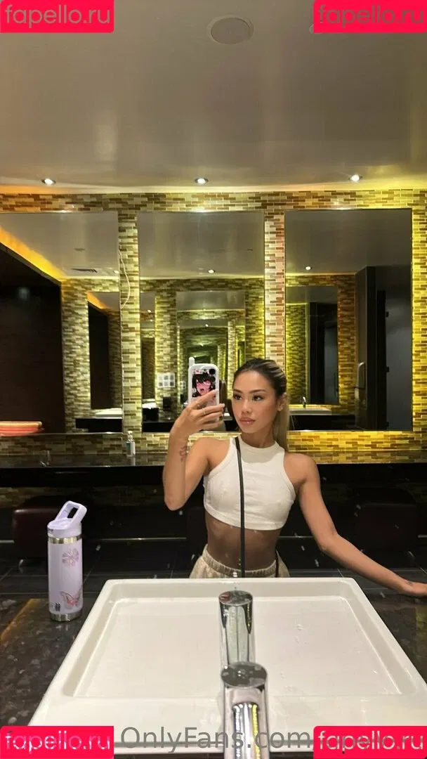 tinyyyk Onlyfans Photo Gallery 