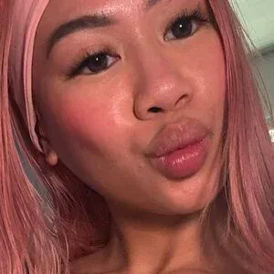 tinyyyk Onlyfans Photo Gallery 