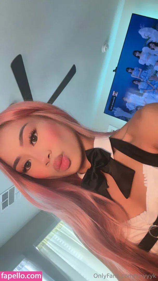 tinyyyk Onlyfans Photo Gallery 