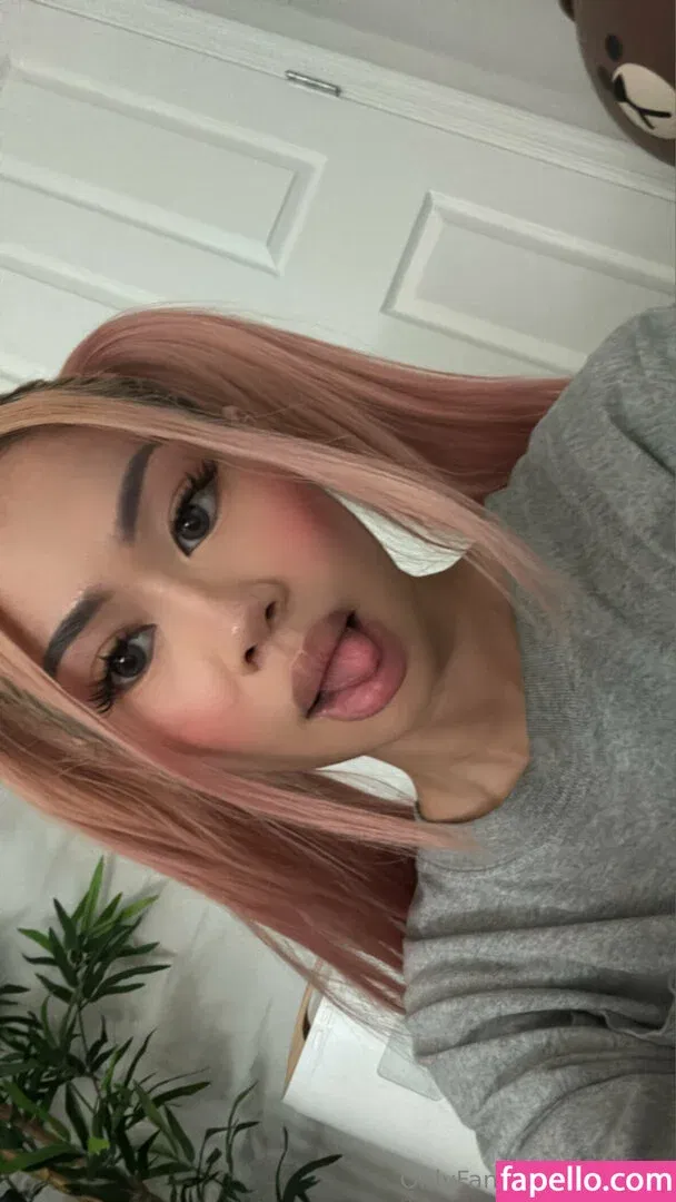 tinyyyk Onlyfans Photo Gallery 