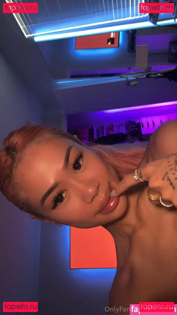 tinyyyk Onlyfans Photo Gallery 