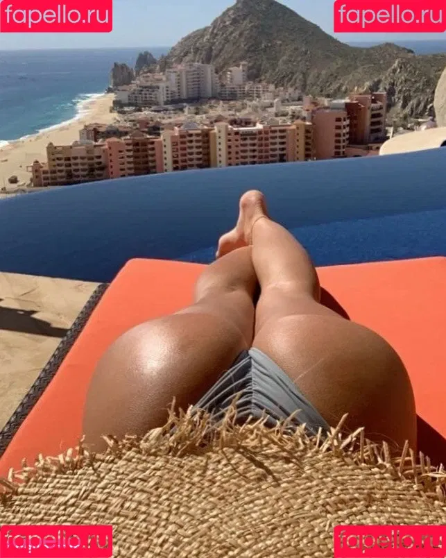 Casi Davies Onlyfans Photo Gallery 