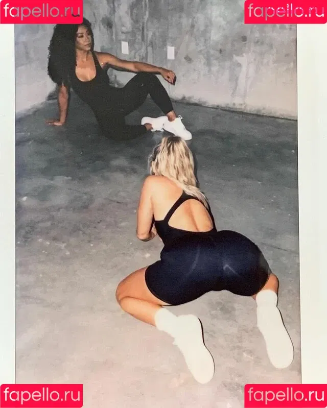 Casi Davies Onlyfans Photo Gallery 