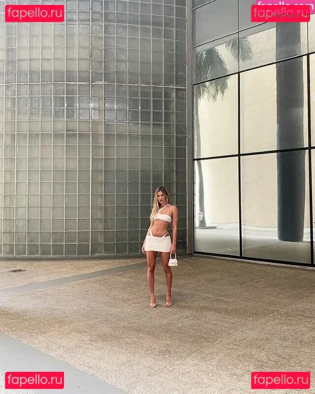 Casi Davies Onlyfans Photo Gallery 