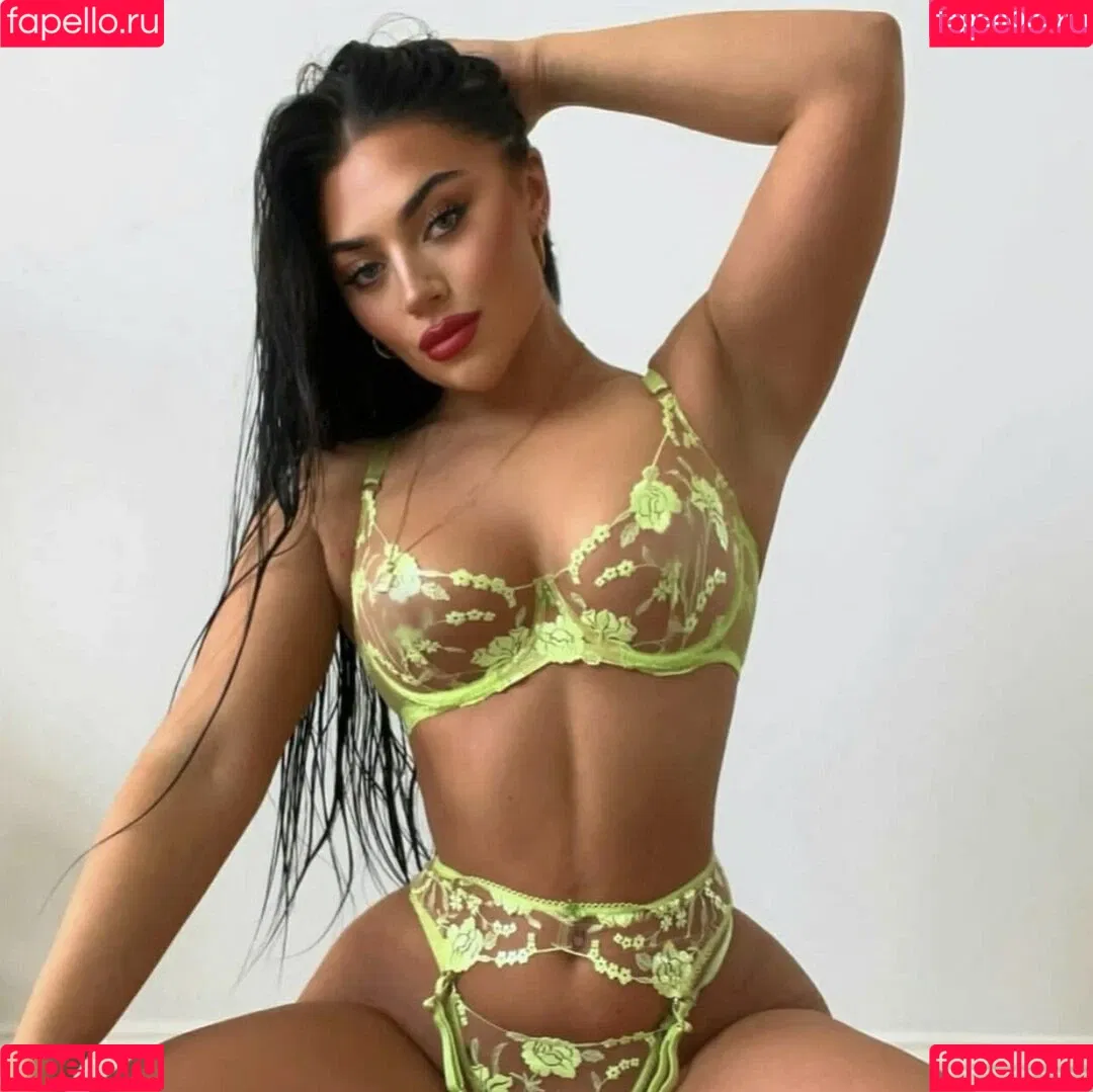 Kate Isobel Daisy Onlyfans Photo Gallery 