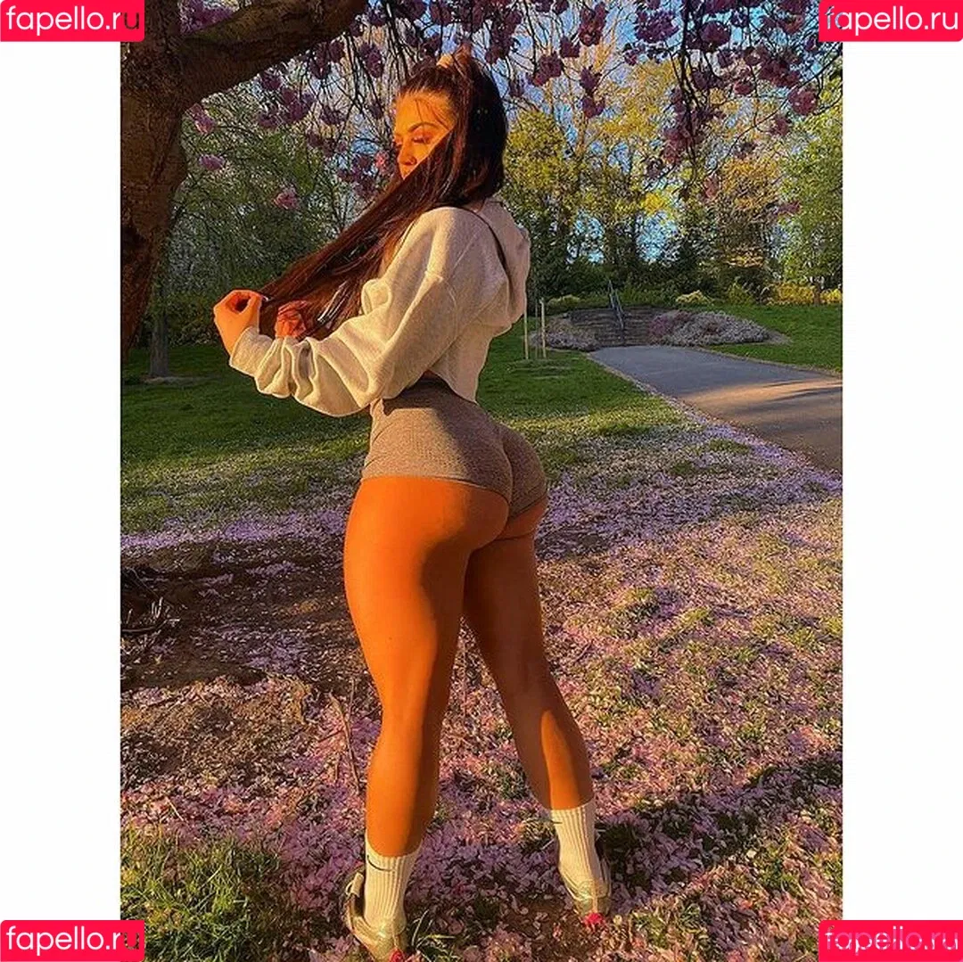 Kate Isobel Daisy Onlyfans Photo Gallery 