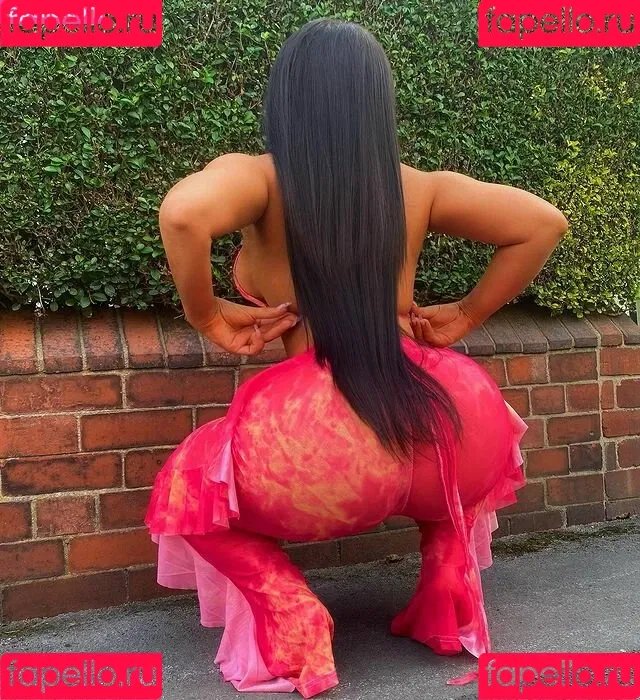 Kate Isobel Daisy Onlyfans Photo Gallery 