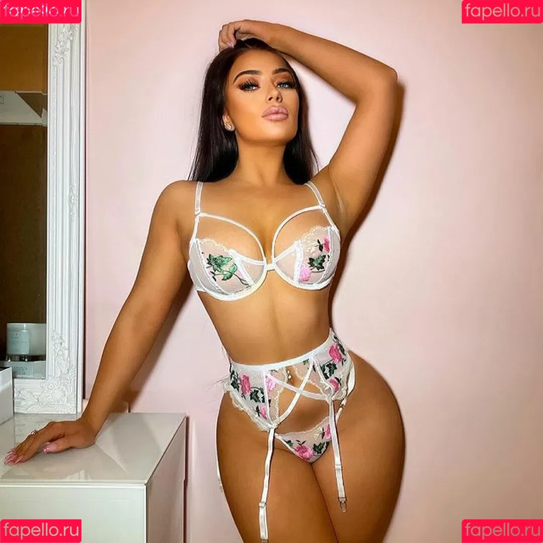 Kate Isobel Daisy Onlyfans Photo Gallery 