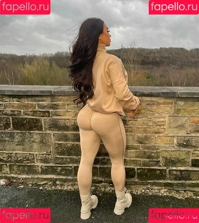 Kate Isobel Daisy Onlyfans Photo Gallery 