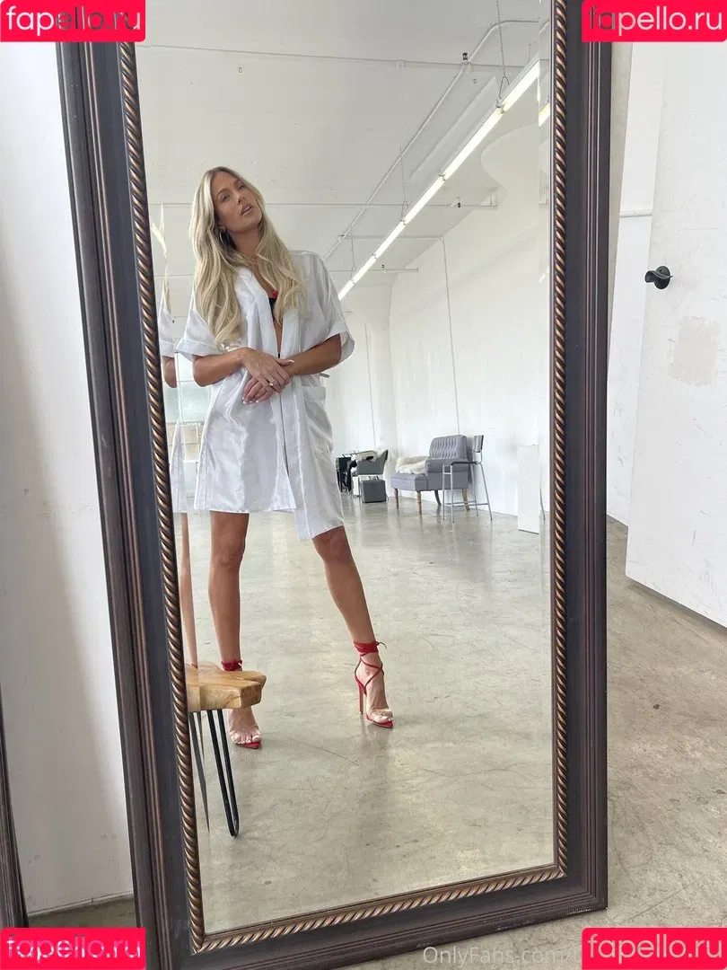 Kelly Kelly Onlyfans Photo Gallery 