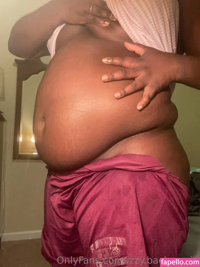 izzyeats Onlyfans Photo Gallery 