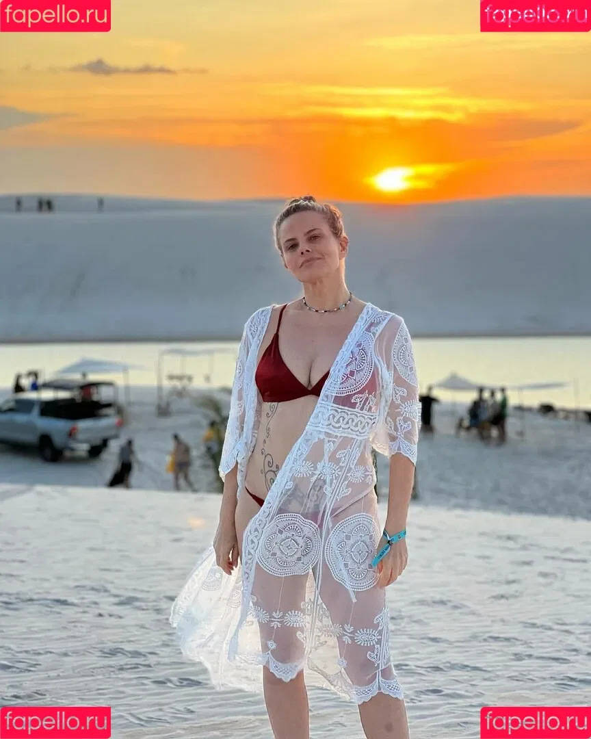 Maria Cândida Onlyfans Photo Gallery 