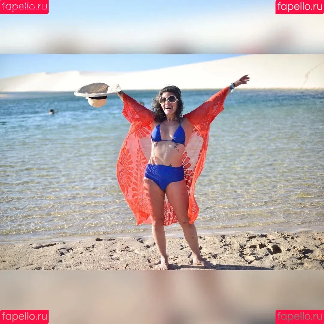 Maria Cândida Onlyfans Photo Gallery 