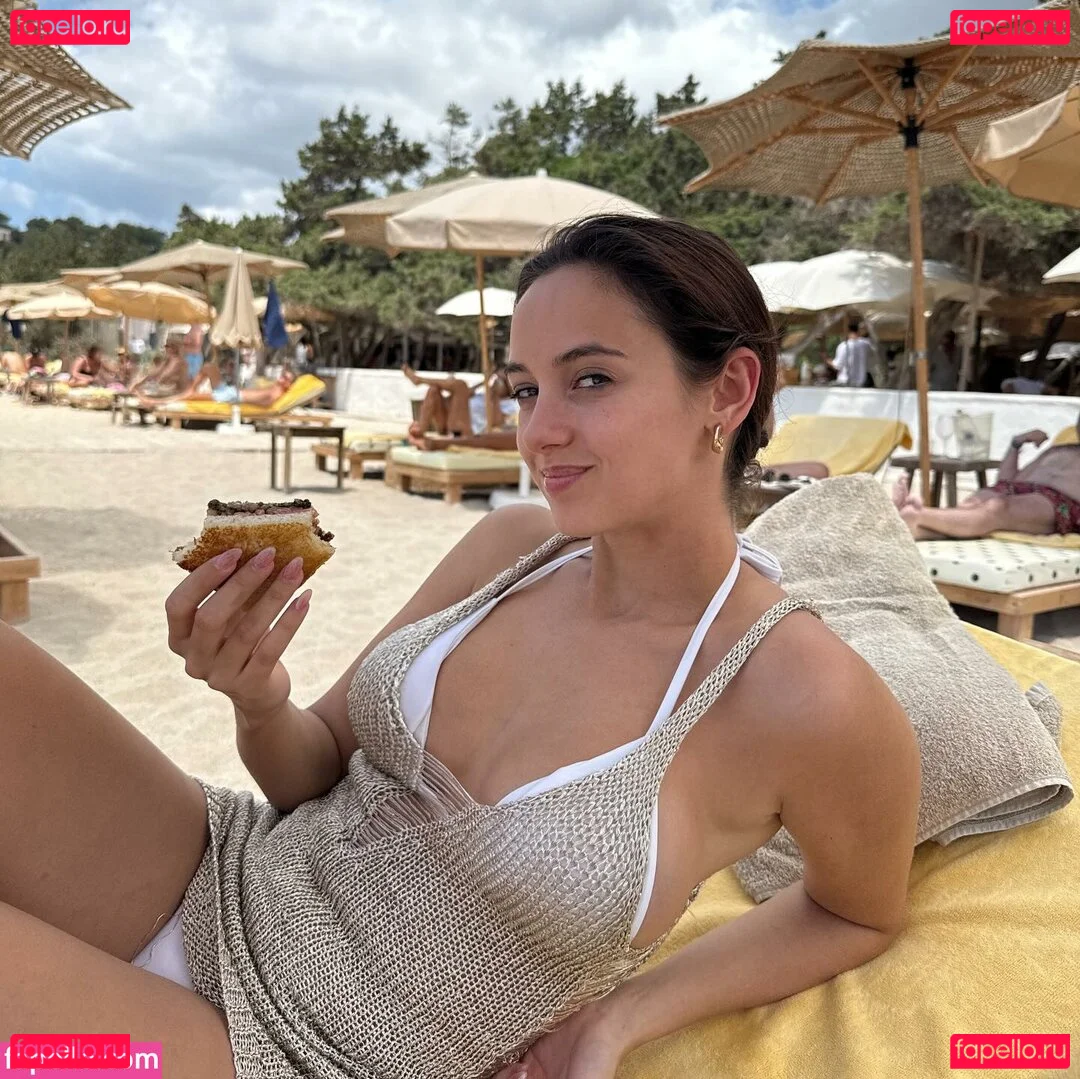 Maria Cândida Onlyfans Photo Gallery 