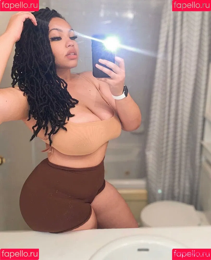 Tanya Mayenge Onlyfans Photo Gallery 