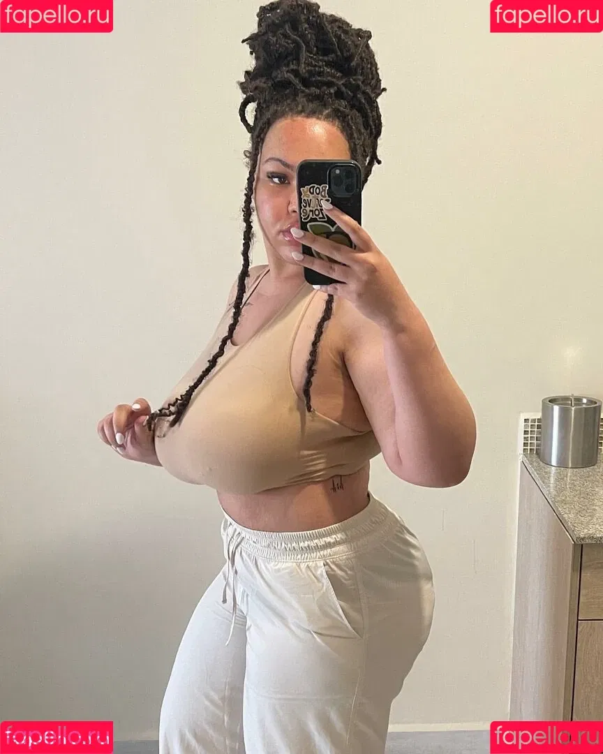 Tanya Mayenge Onlyfans Photo Gallery 