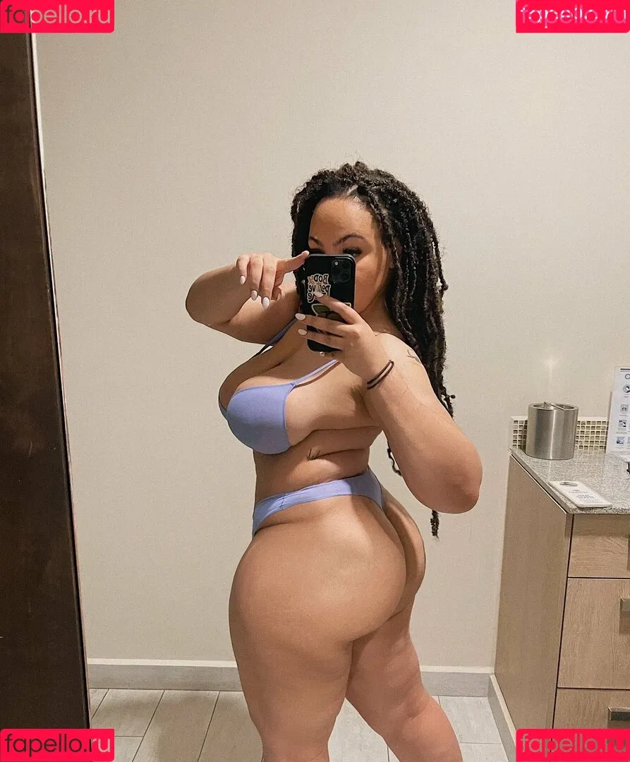 Tanya Mayenge Onlyfans Photo Gallery 