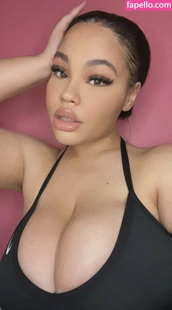 Tanya Mayenge Onlyfans Photo Gallery 