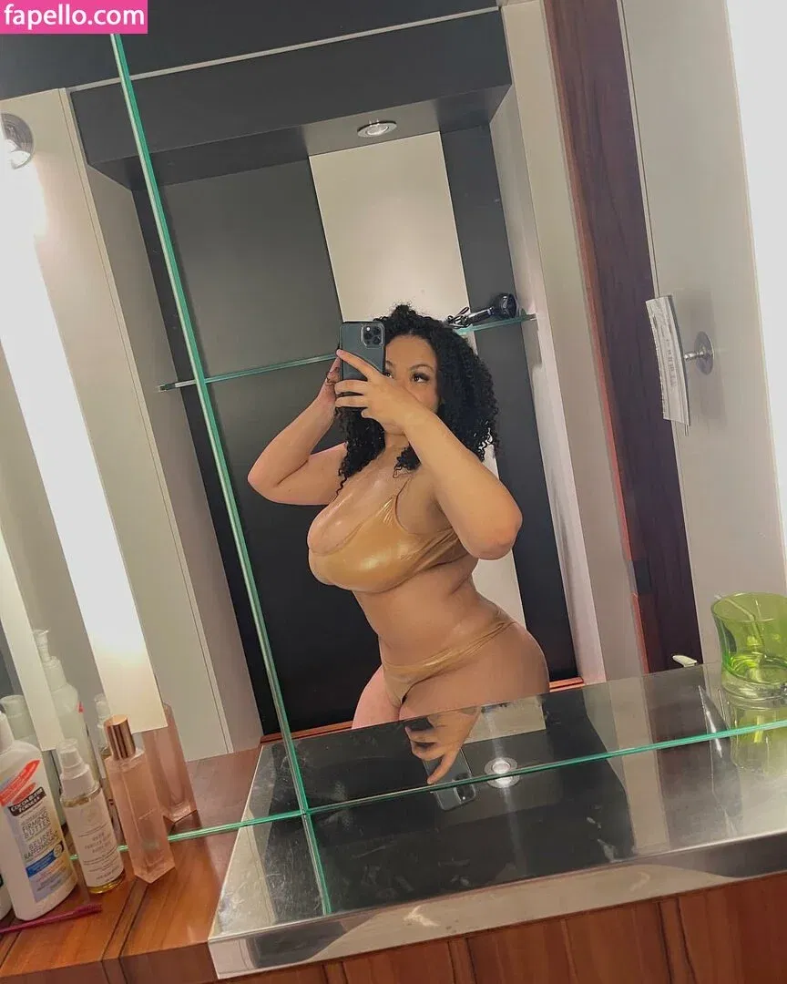 Tanya Mayenge Onlyfans Photo Gallery 