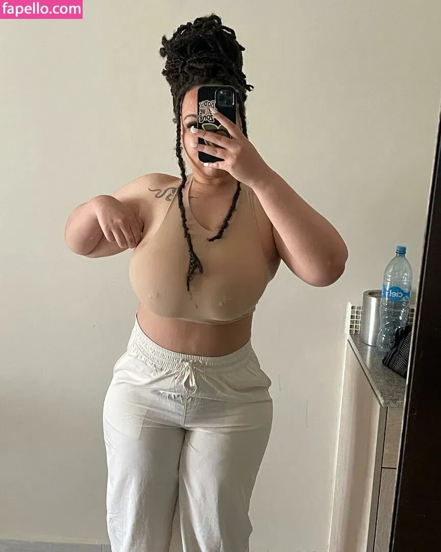 Tanya Mayenge Onlyfans Photo Gallery 