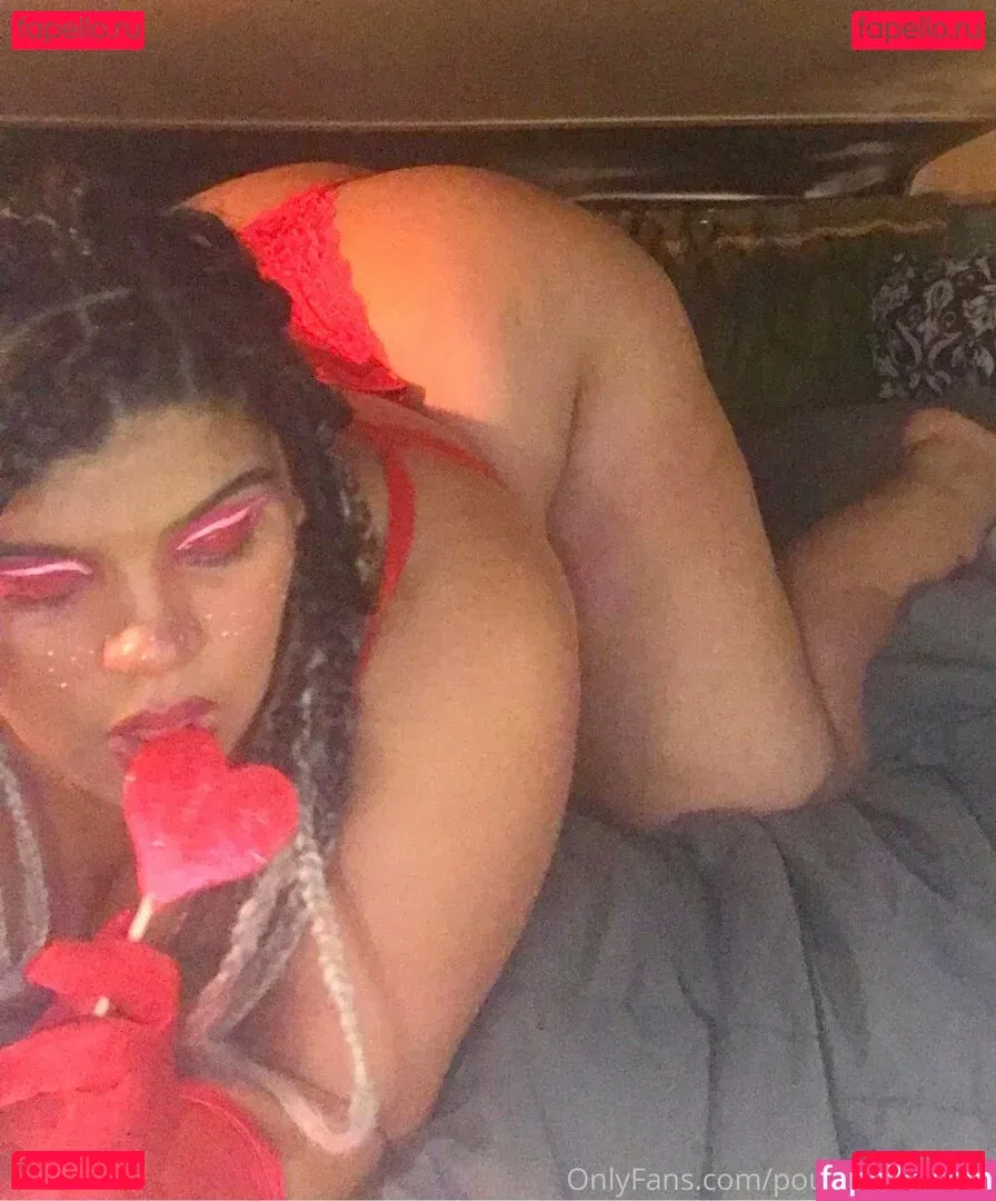 poundcake1908 Onlyfans Photo Gallery 