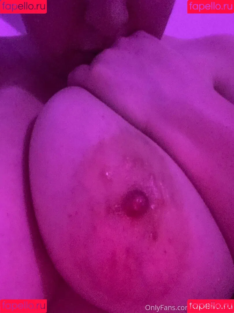 Novacurves Onlyfans Photo Gallery 