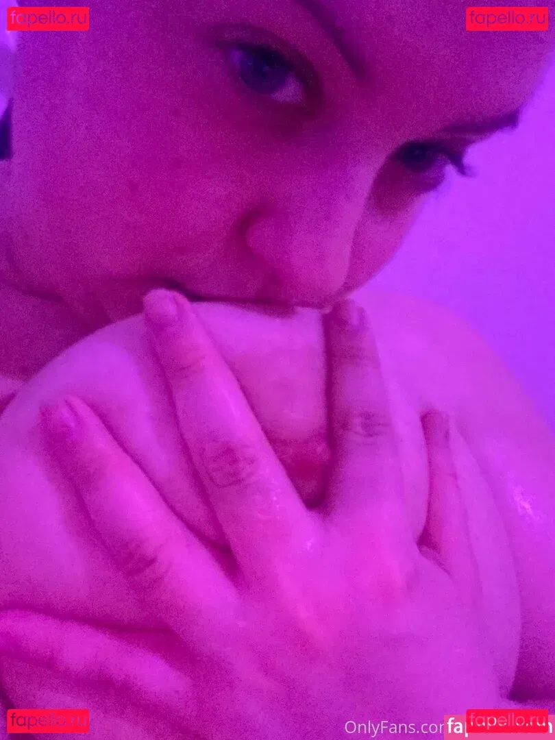 Novacurves Onlyfans Photo Gallery 