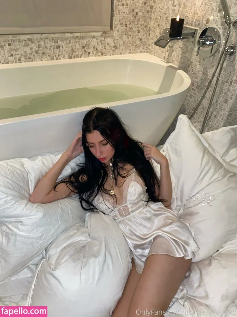 goddesskaylaxo Onlyfans Photo Gallery 